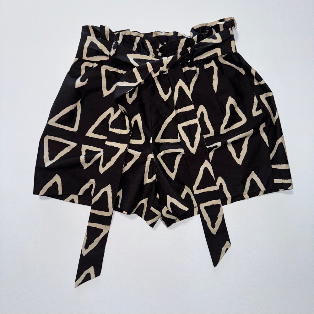 Corey Lynn Calter Alexa paperbag shorts in a black and tan geometric pattern XS